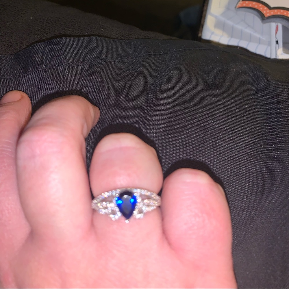 Size 8 blue sterling silver ring